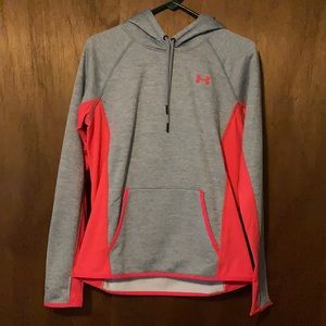 Under Armour Sweatshirt